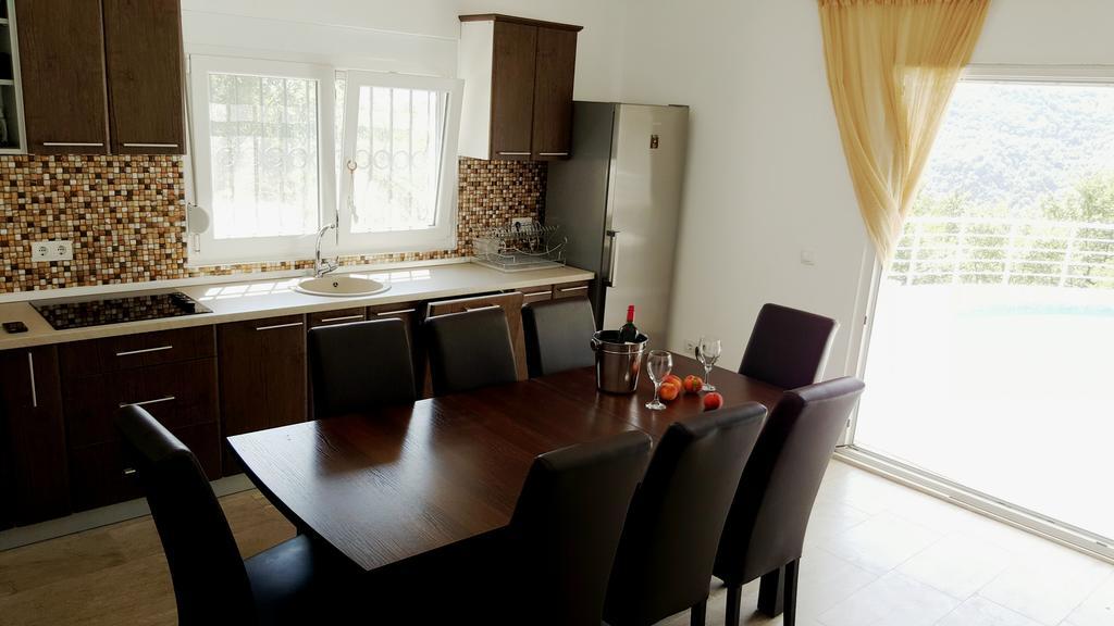 Whitehouse Villa Virpazar Ngoại thất bức ảnh